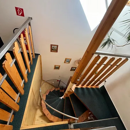 Hamri Privat טטרנסקה לומניקה